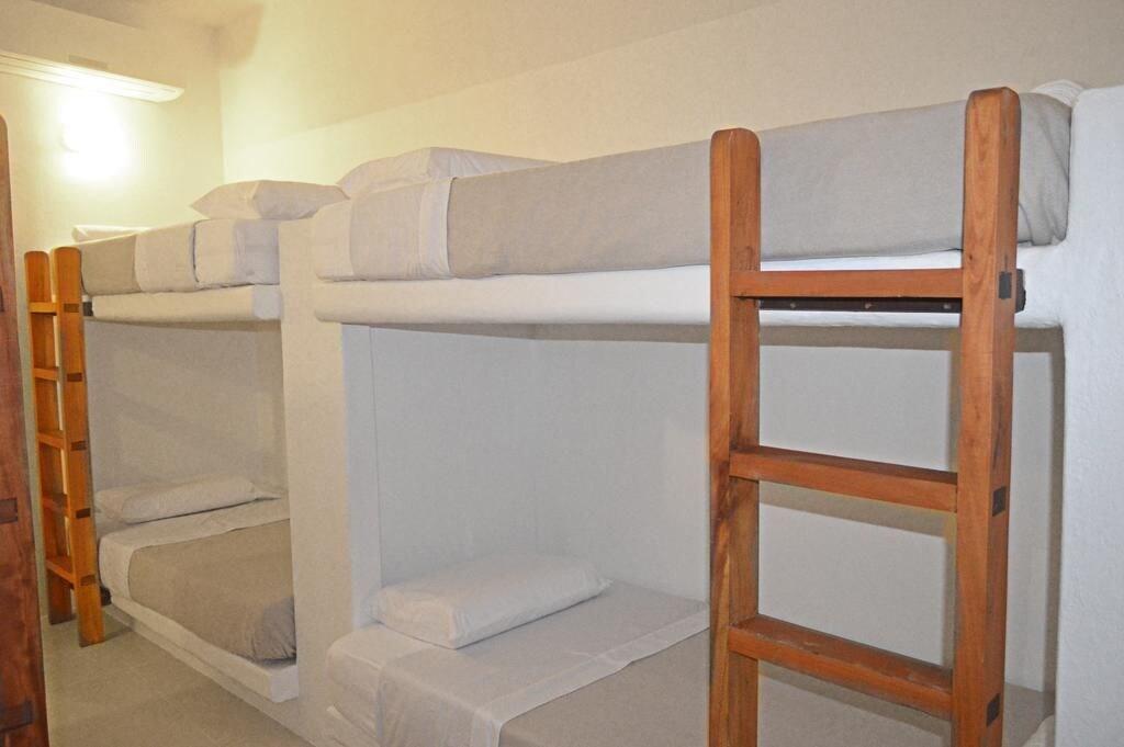 Hostel Casa Escallon *