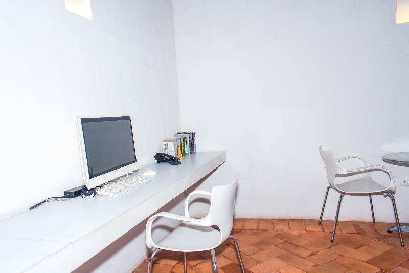 Hostel Casa Escallon *